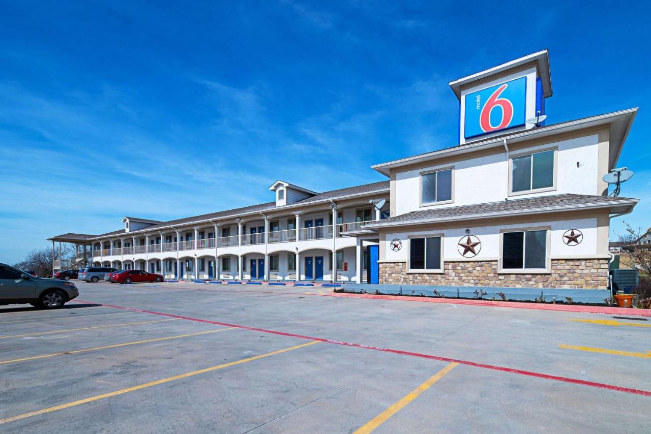 Motel 6-Rhome, Tx Экстерьер фото